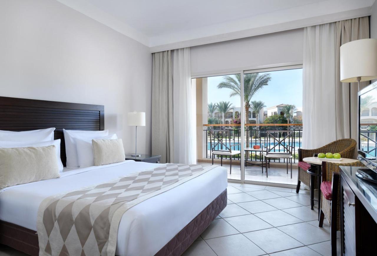 Jaz Mirabel Resort Sharm el-Sheikh Eksteriør billede A room at the Hilton Sharm El Sheikh